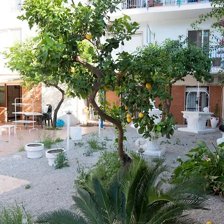 Domus Luna Sorrento